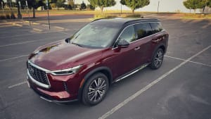 the 2023 Infiniti QX60 seen from above and side