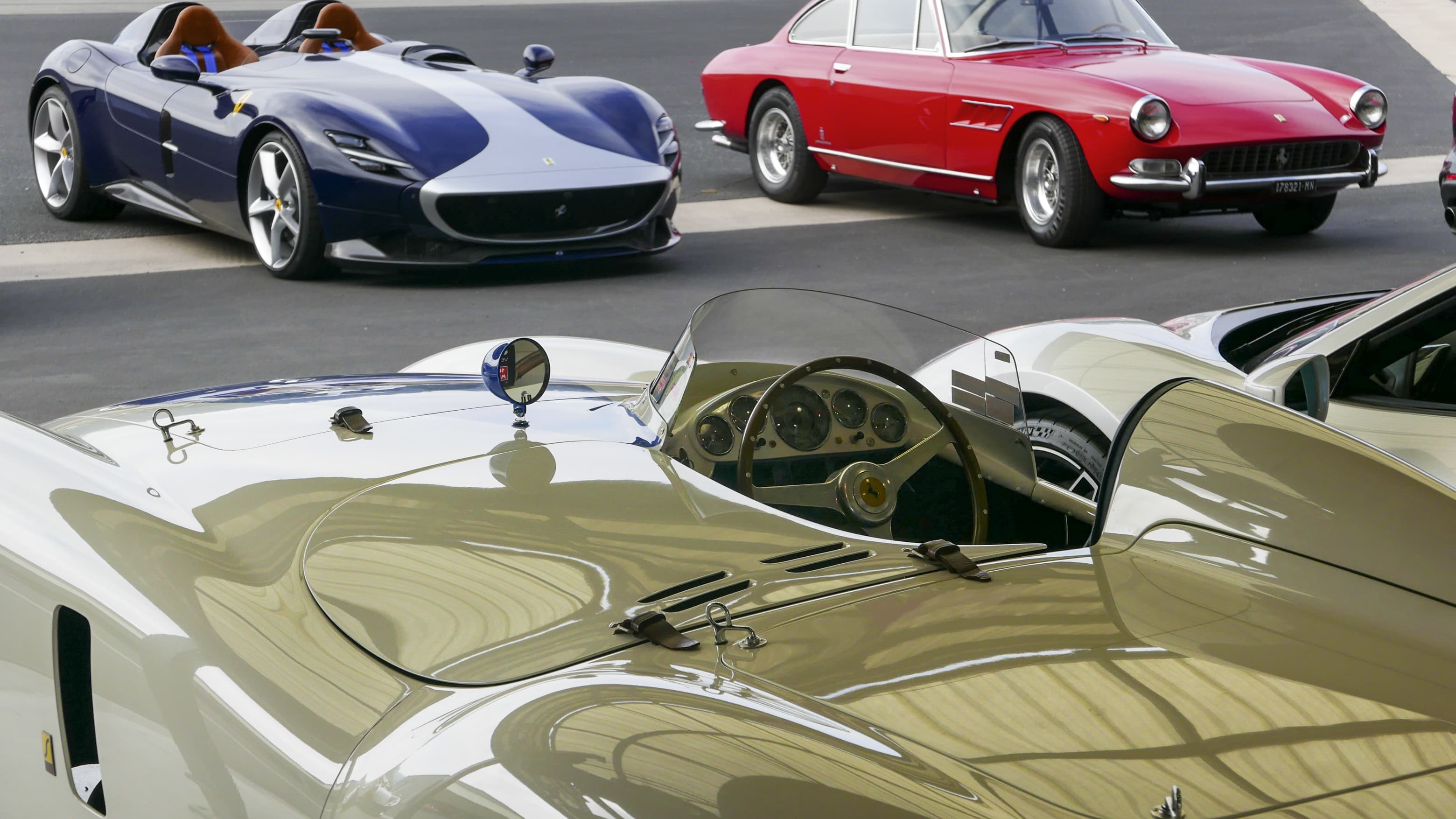 Image of classic car at the 2021 Pebble Beach Concours dElegance.