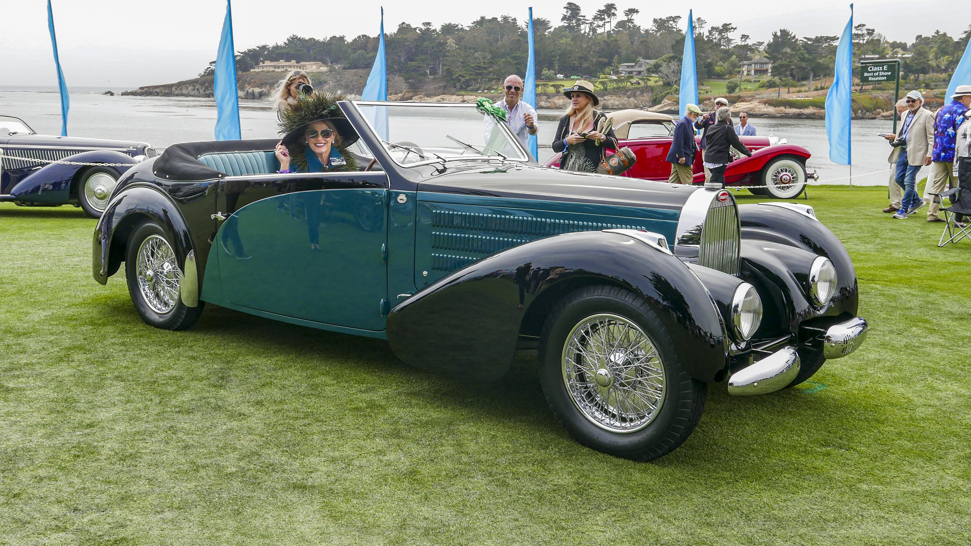 Image of classic car at the 2021 Pebble Beach Concours dElegance.
