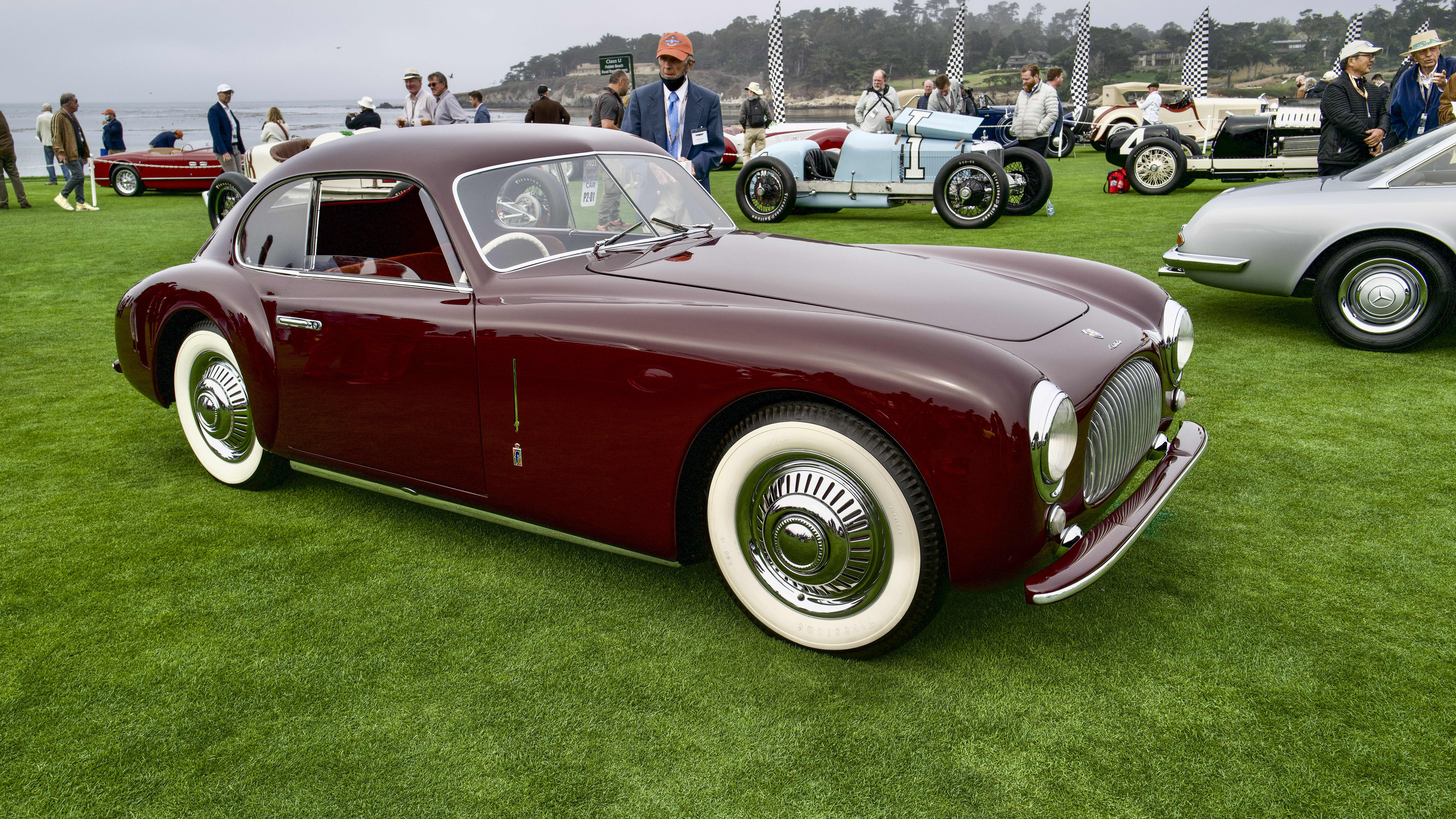Image of classic car at the 2021 Pebble Beach Concours dElegance.