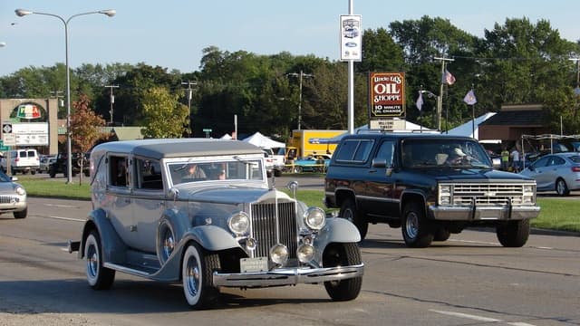 image from the 2022 Woodward Dream Cruise