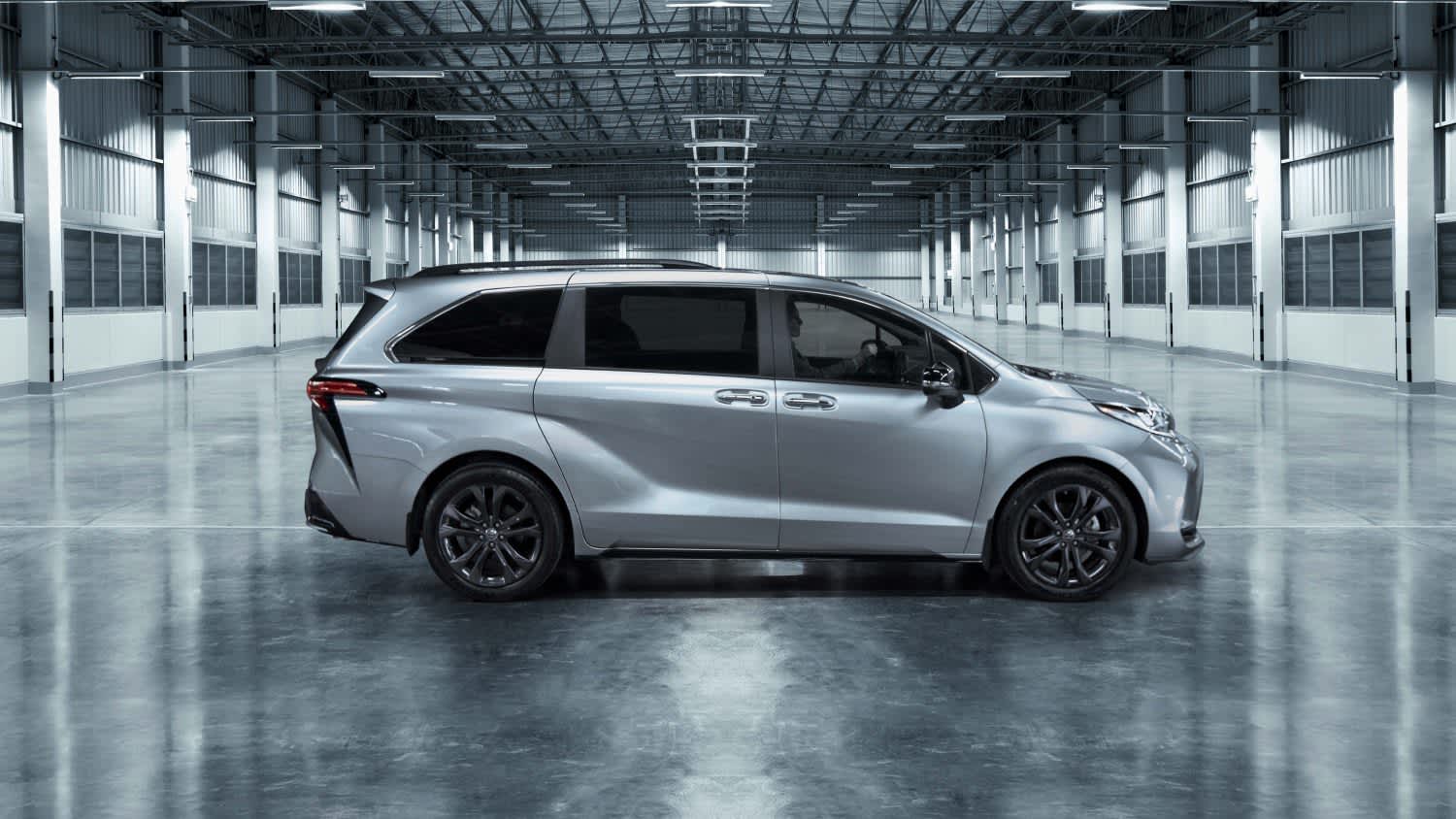 A silver 2022 Toyota Sienna Anniversary Edition in a parking lot