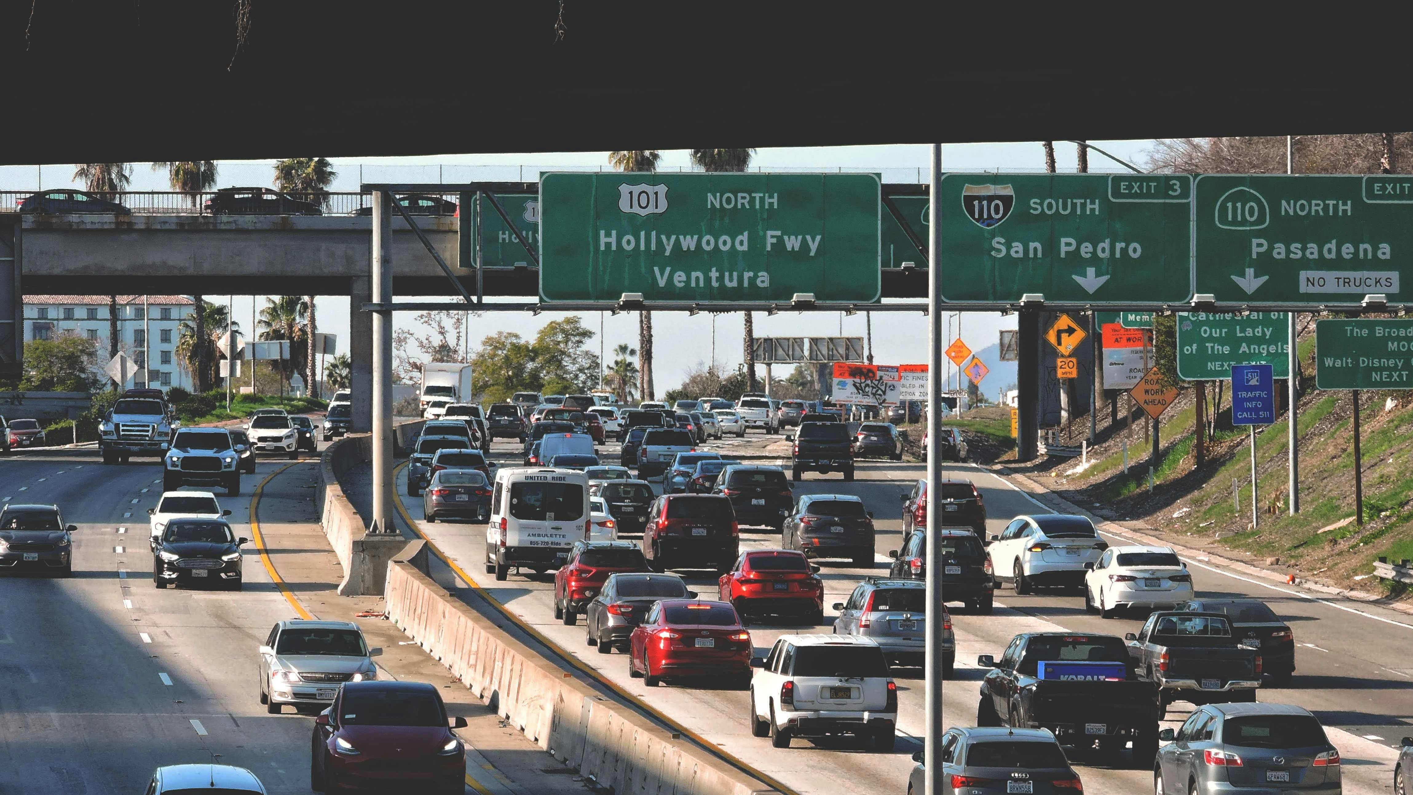 image of traffic on a Los Angeles freeway