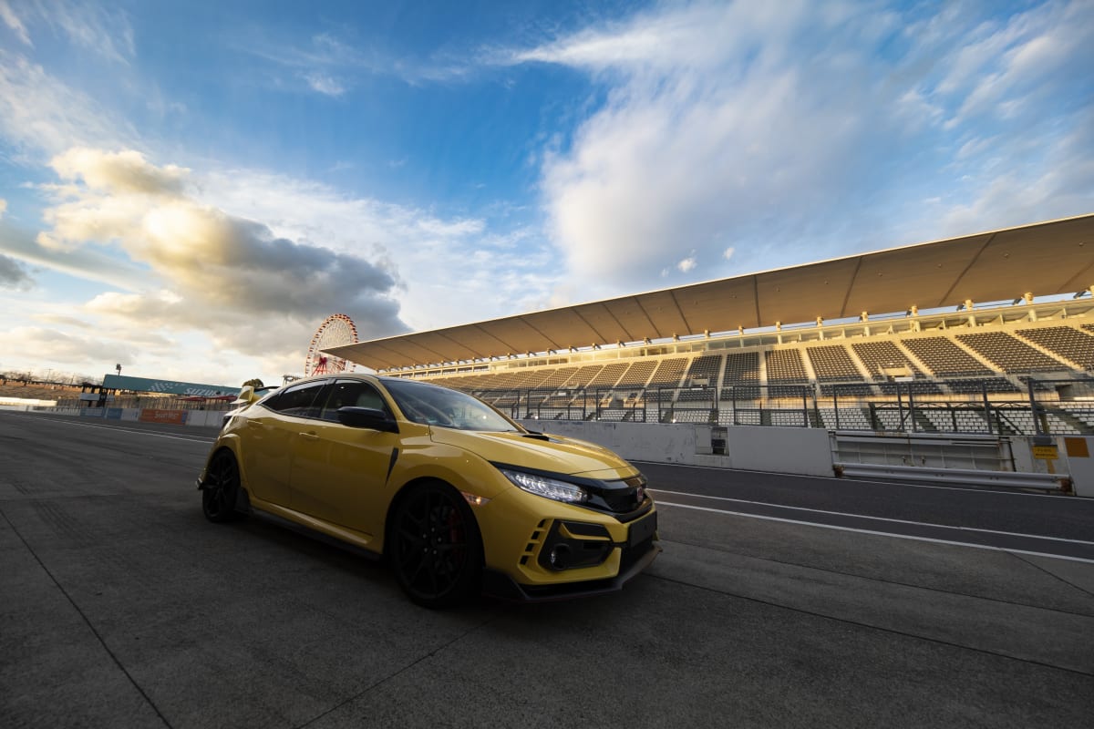 The 2021 Honda Civic Type R sets new FWD record at Suzuka.