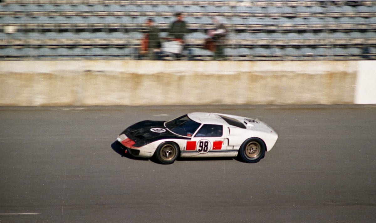 The #98 Ford GT40 driven by Ken Miles to win the 1966 24 Hours of Daytona. ford gt heritage edition