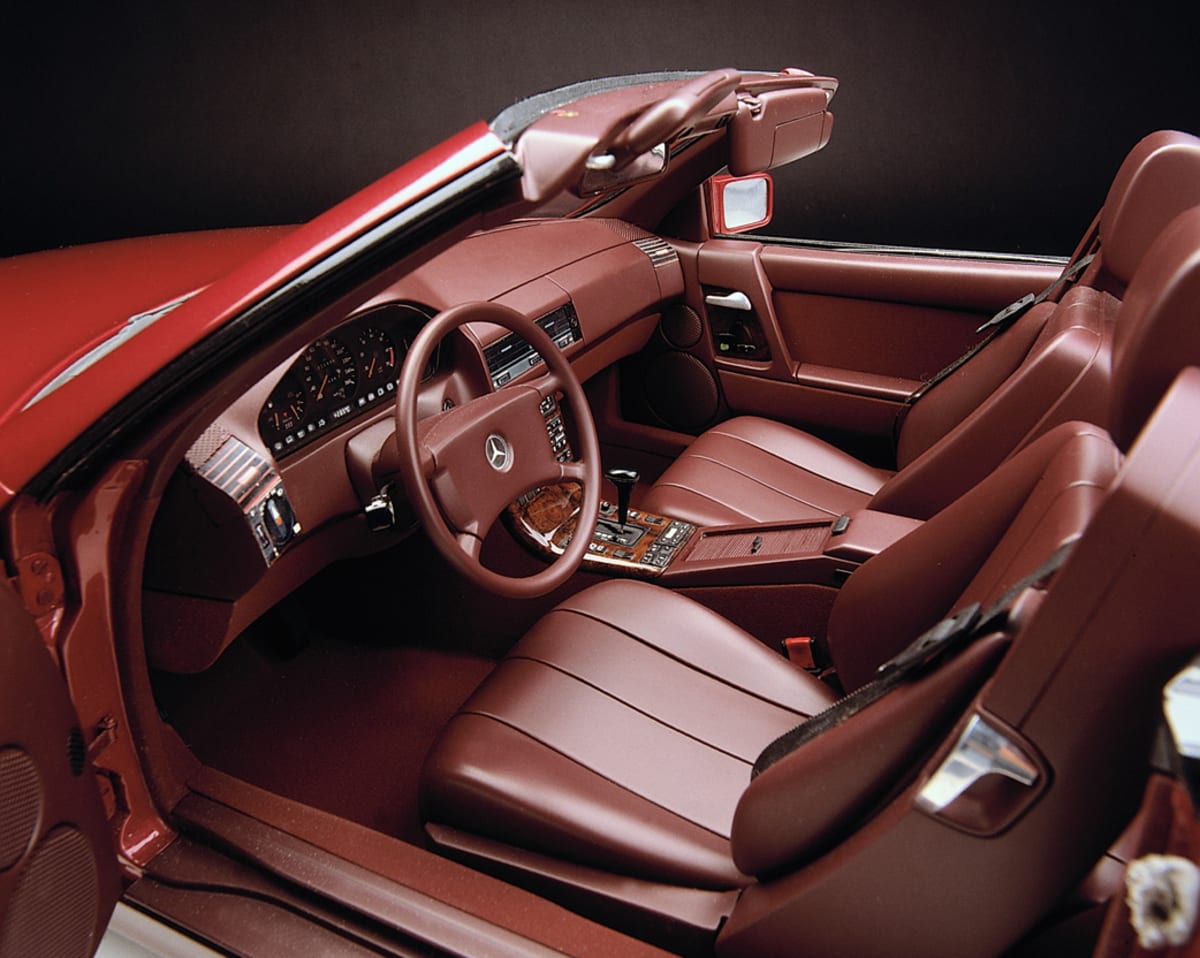 1989 Mercedes-Benz 300 SL R129 (courtesy Mercedes-Benz Media)