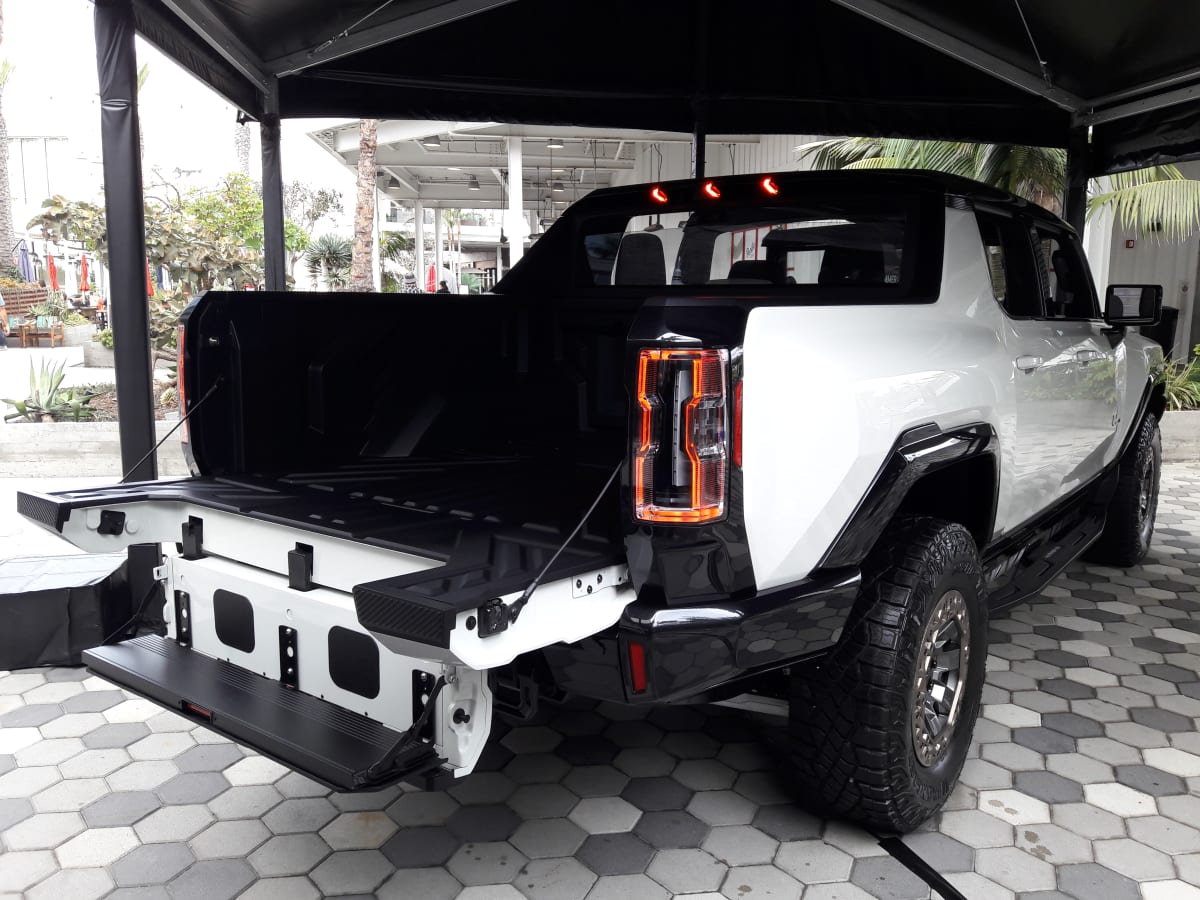 GMC Hummer EV