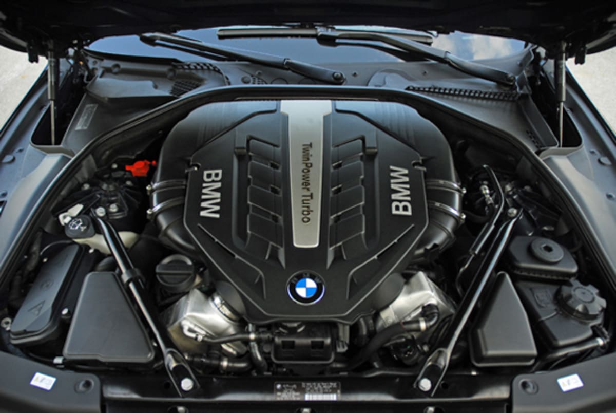 1-2012 BMW 650i Convertible V8 Engine Done Small