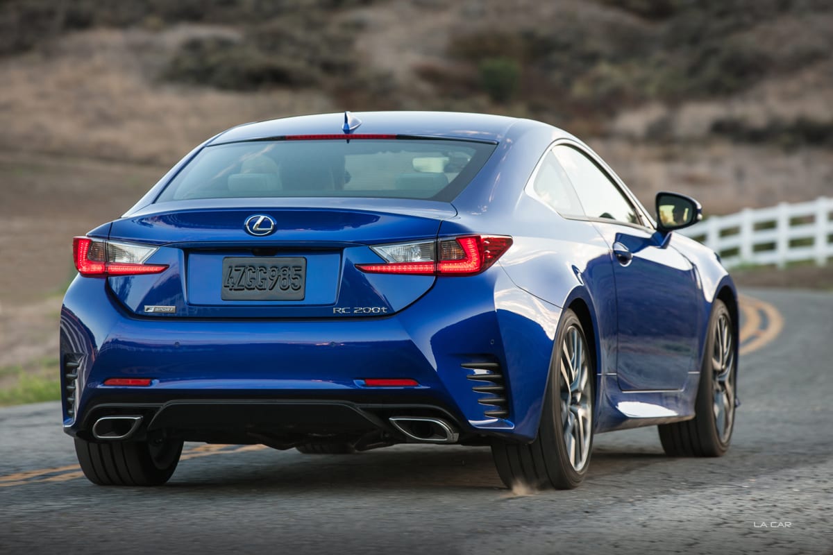 2016_Lexus_RC_200t_004_F_SPORT_CB45B87531D21BA392FFBDE60209D36BCA479421