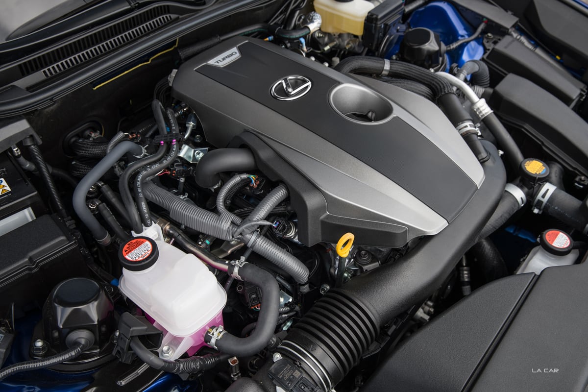 2016_Lexus_RC_200t_009_F_SPORT_6E23E14B24B415E0716E2B1FFF895F2582DB1472