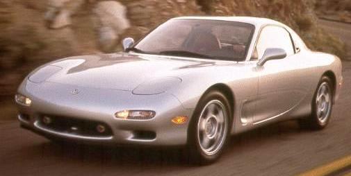 The aerodynamics of the third generation Mazda RX-7 was worked out by computer simulations, including the so-called “Aero-Wave” roofline which cut wind resistance and gave an overall low coefficient of drag of .29.