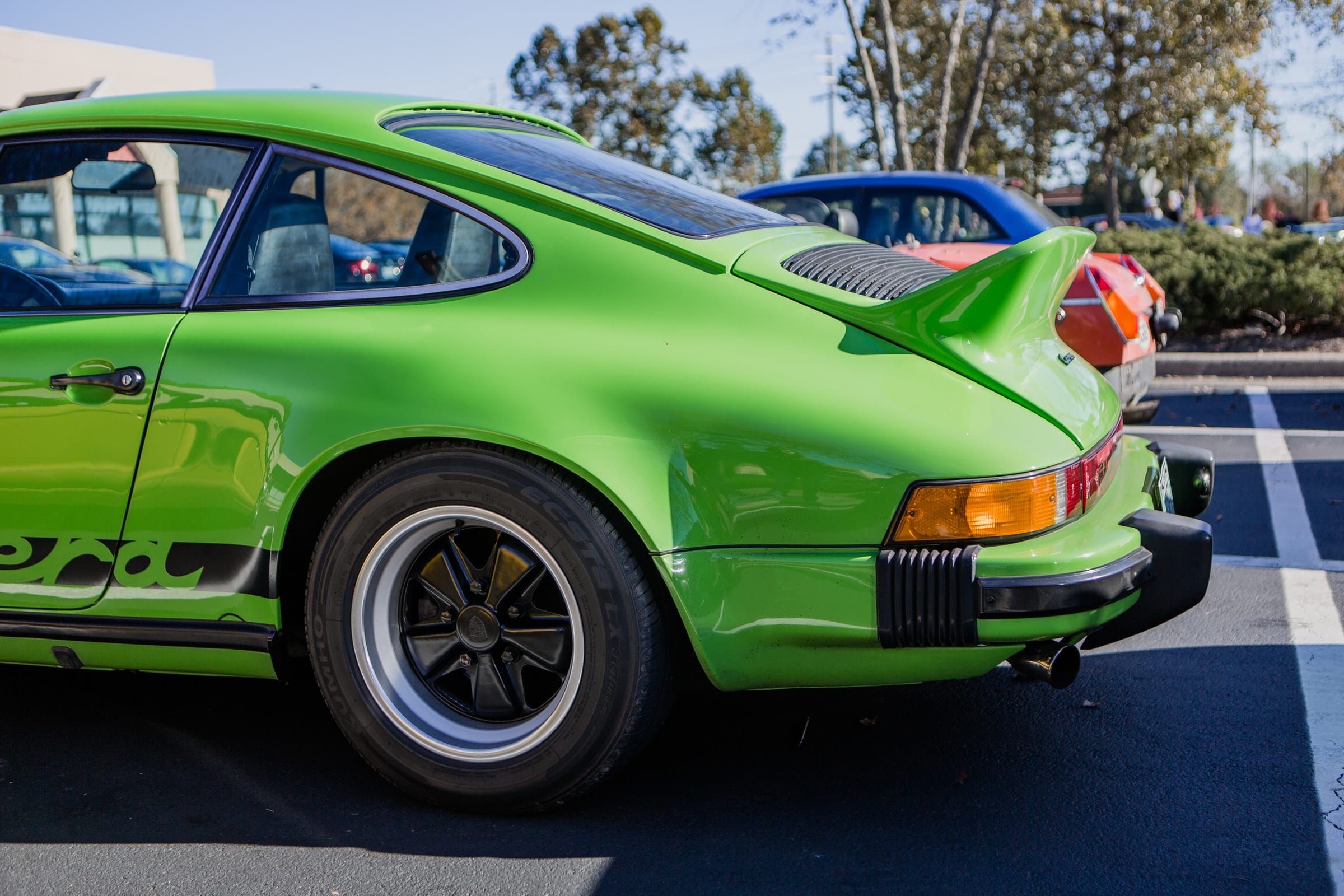 green porsche carrera car show. car attractions in los angeles.