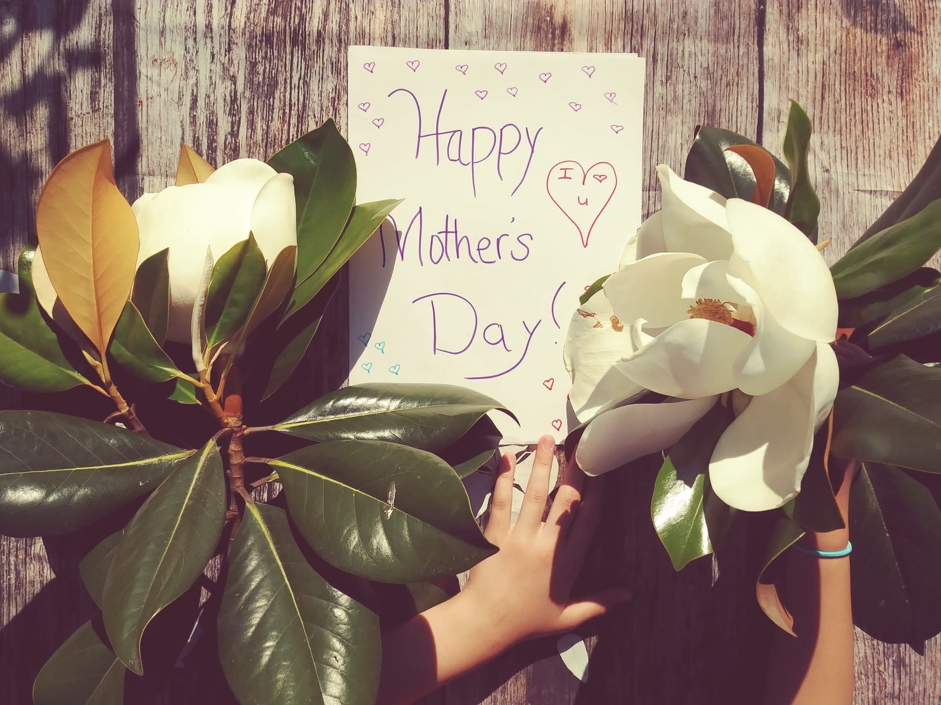 Happy Mother’s Day! PC: @karolinabobekbobek