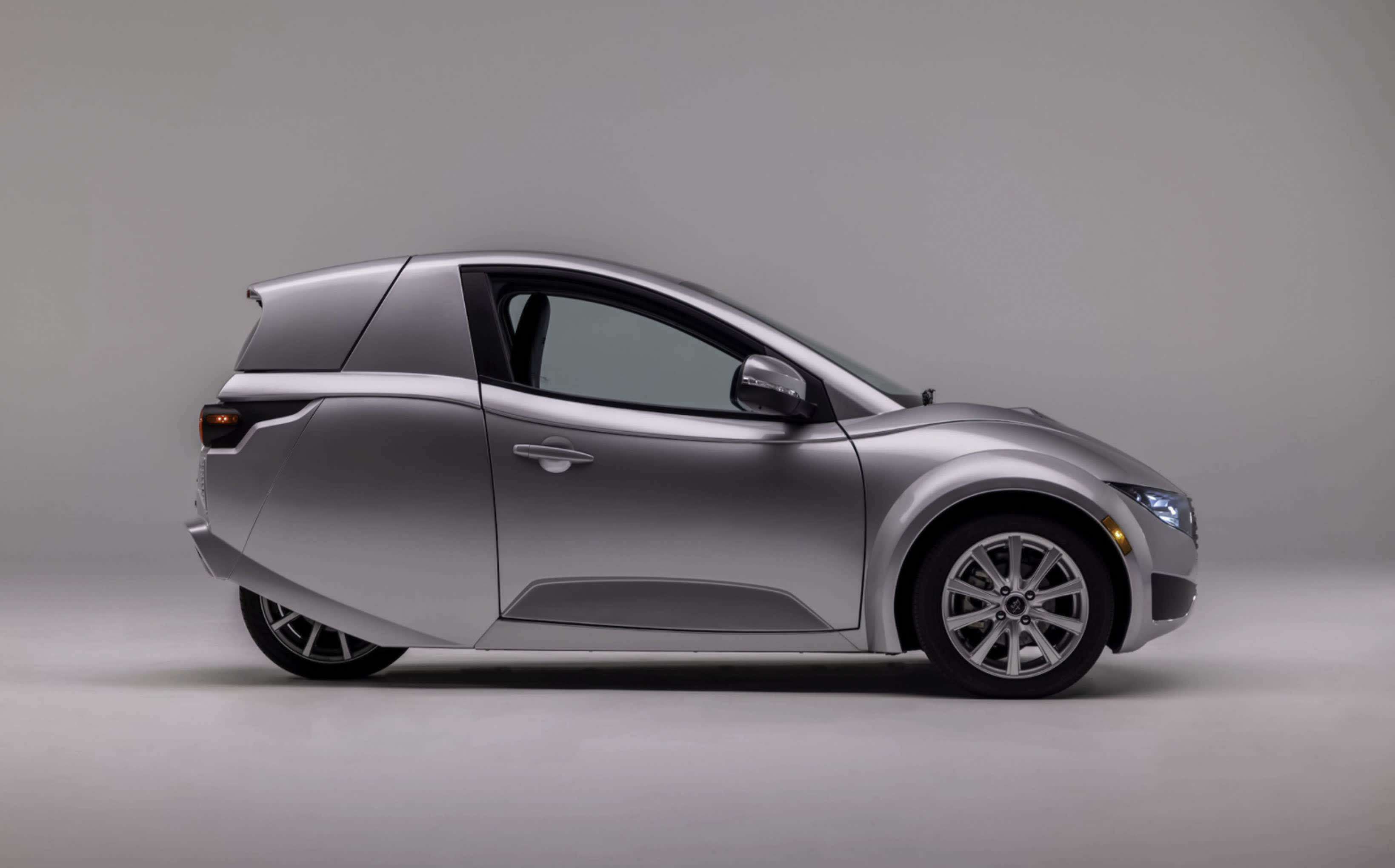 a gray Electra Meccanica SOLO Ev