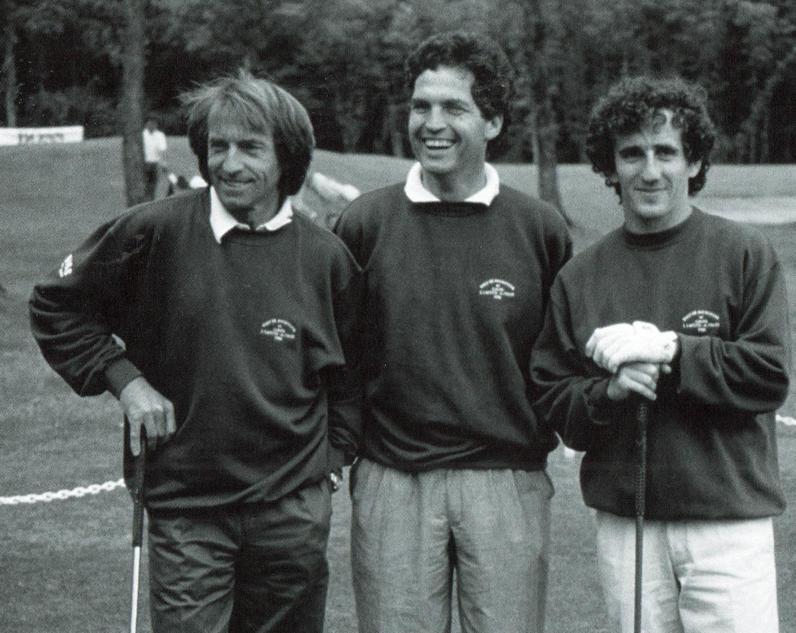 racers golfing