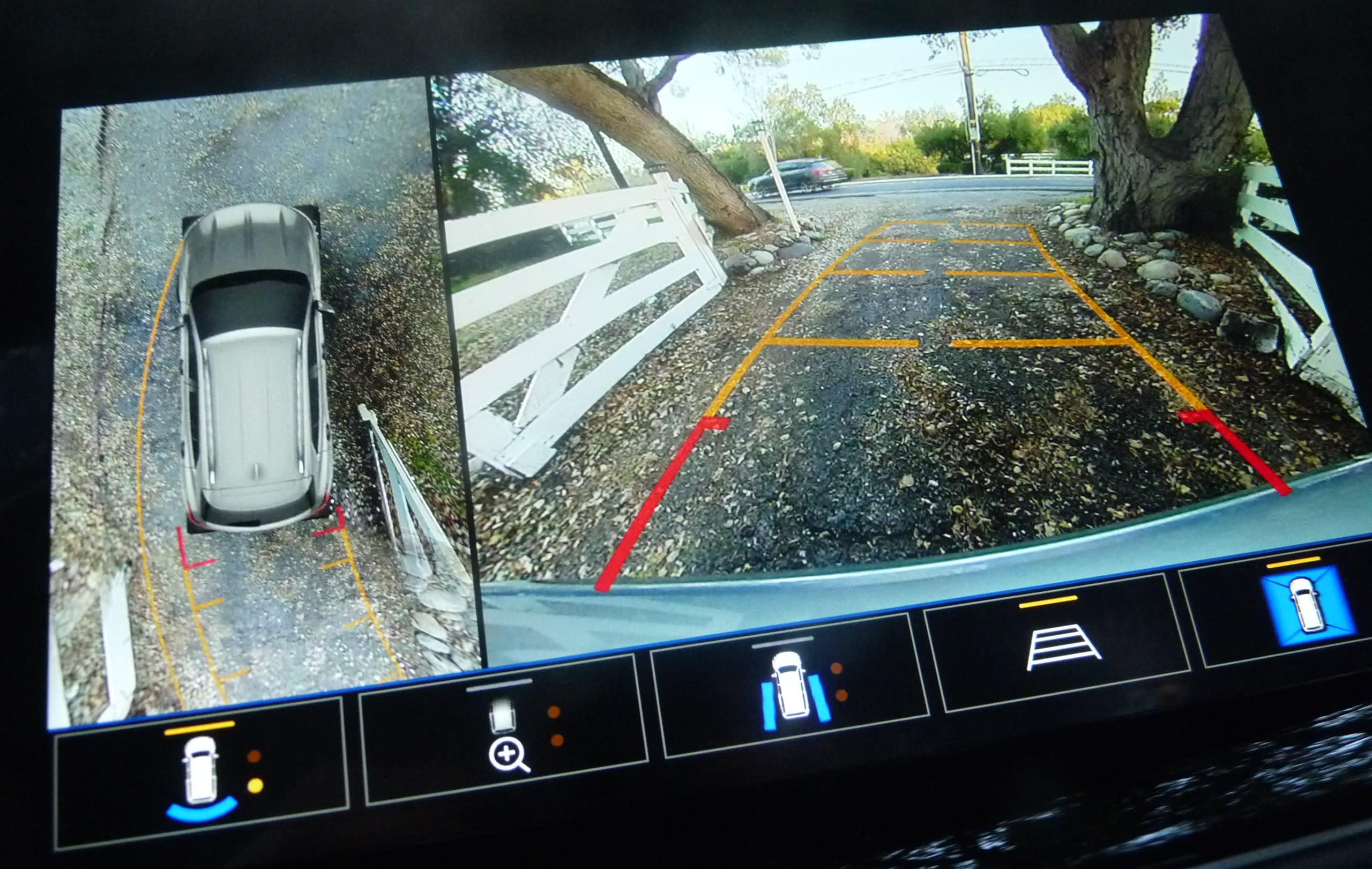 back camera with HD Surround Vision