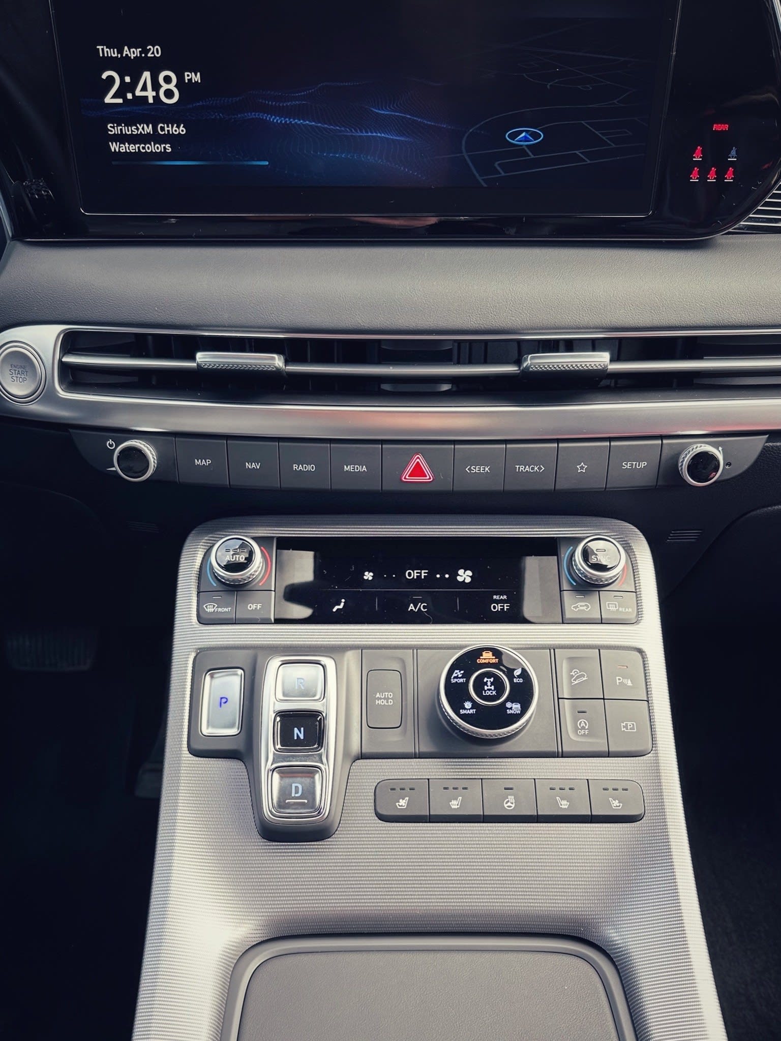 interior view of the center console in the 2023 Hyundai Palisade Calligraphy