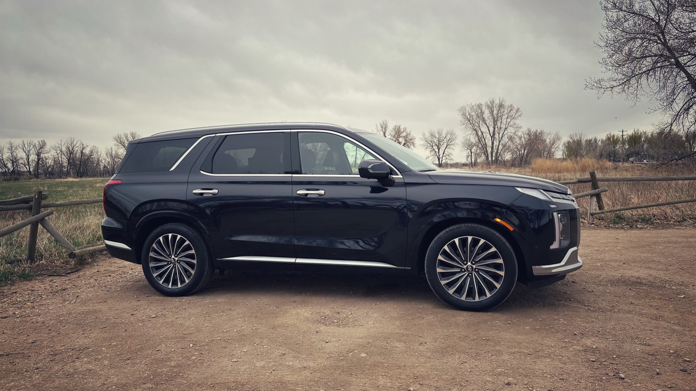 right exterior side of the 2023 Hyundai Palisade