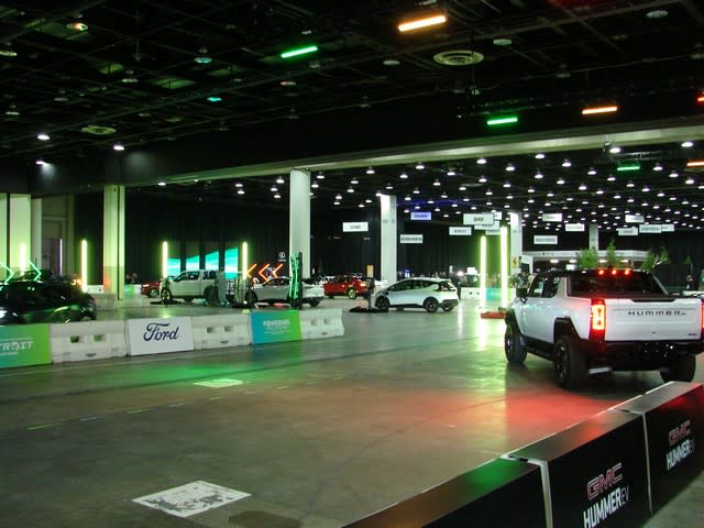 the EV test drive circuit at the 2023 Detroit Auto Show