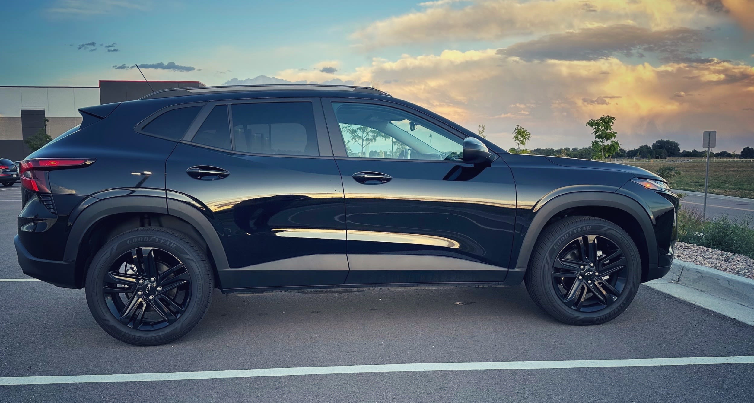 side view of the exterior of the 2024 Chevrolet Trax