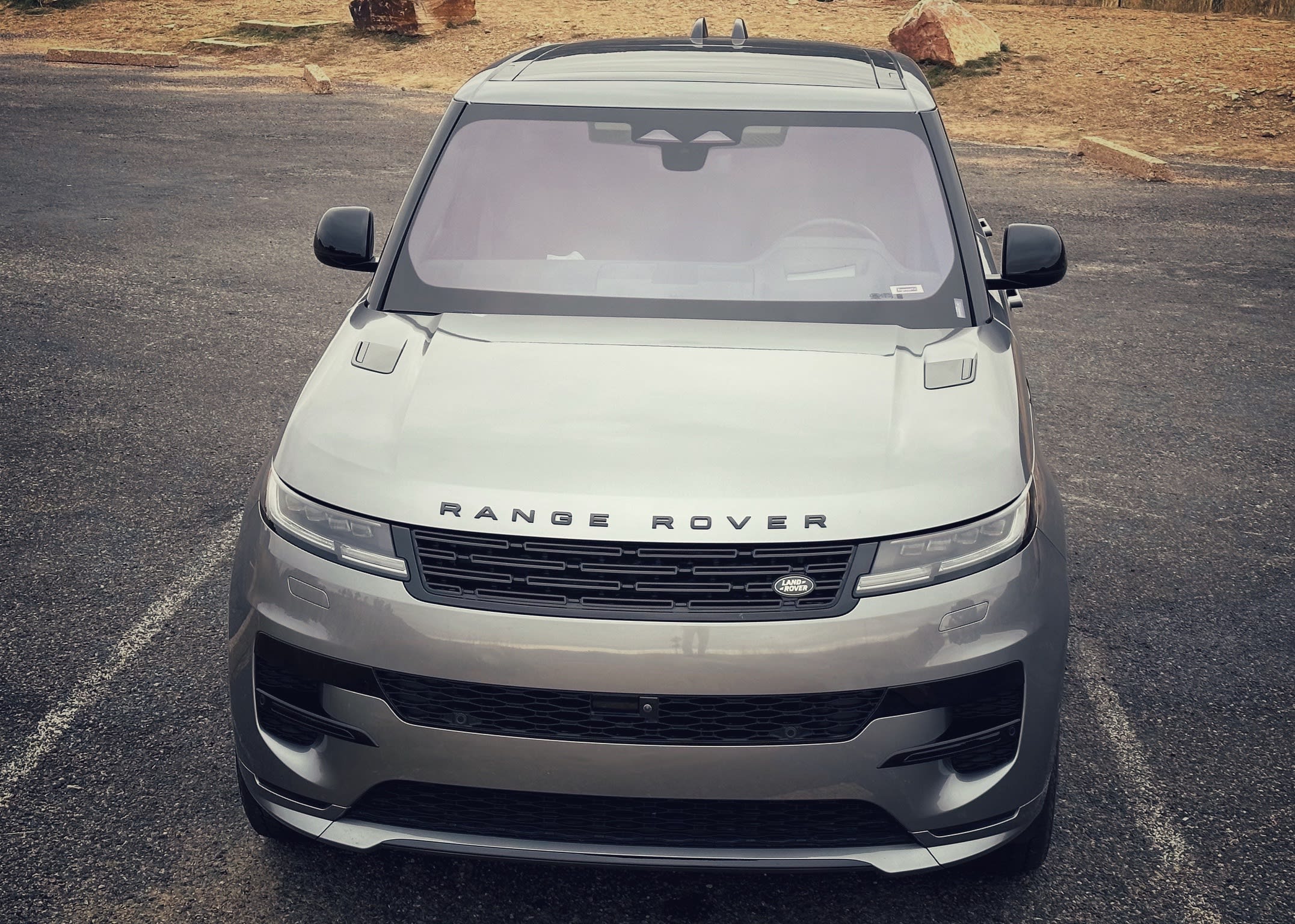 top down view of the 2023 Range Rover Sport