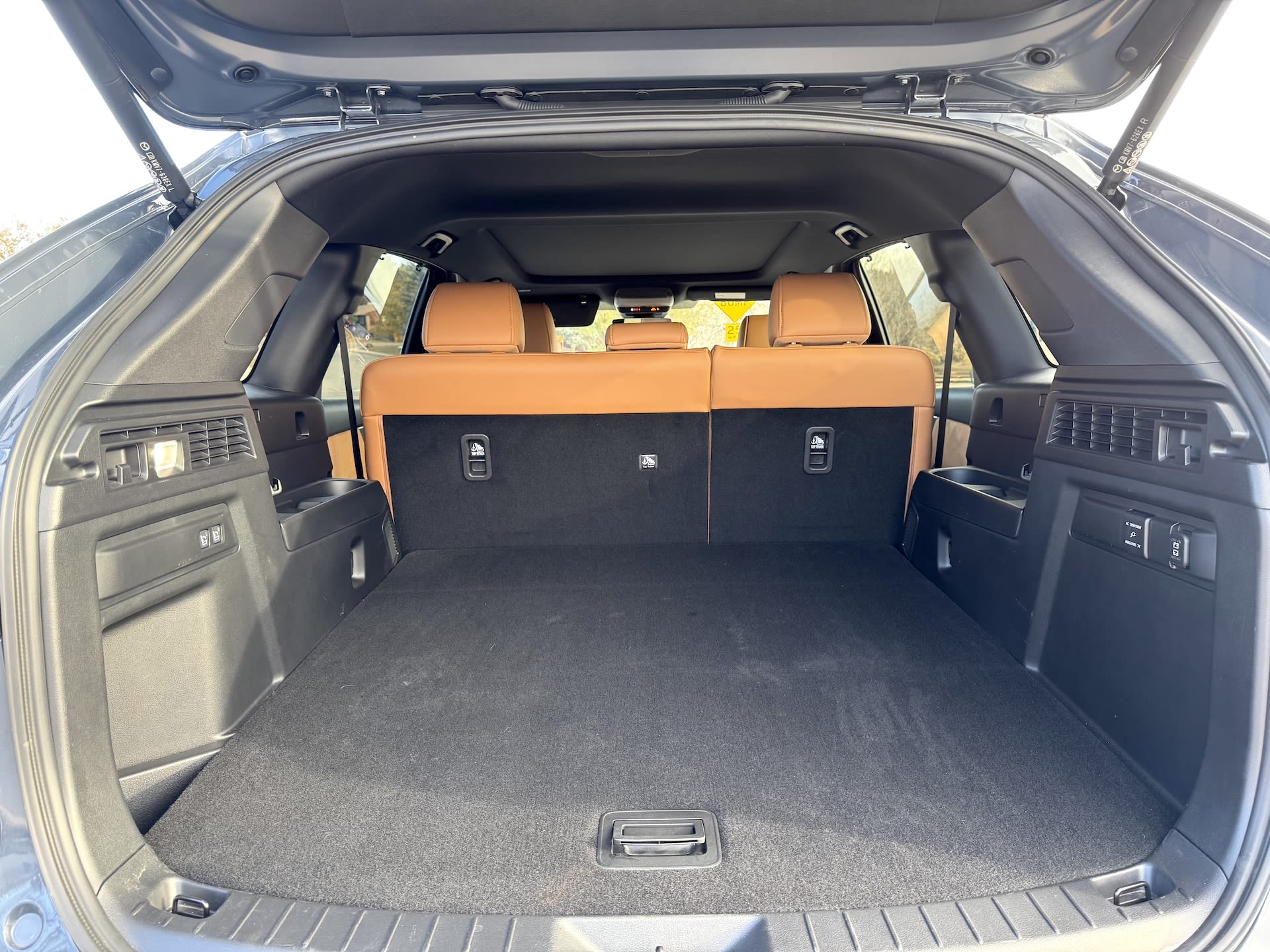 Cargo space in the 2025 Mazda CX-70