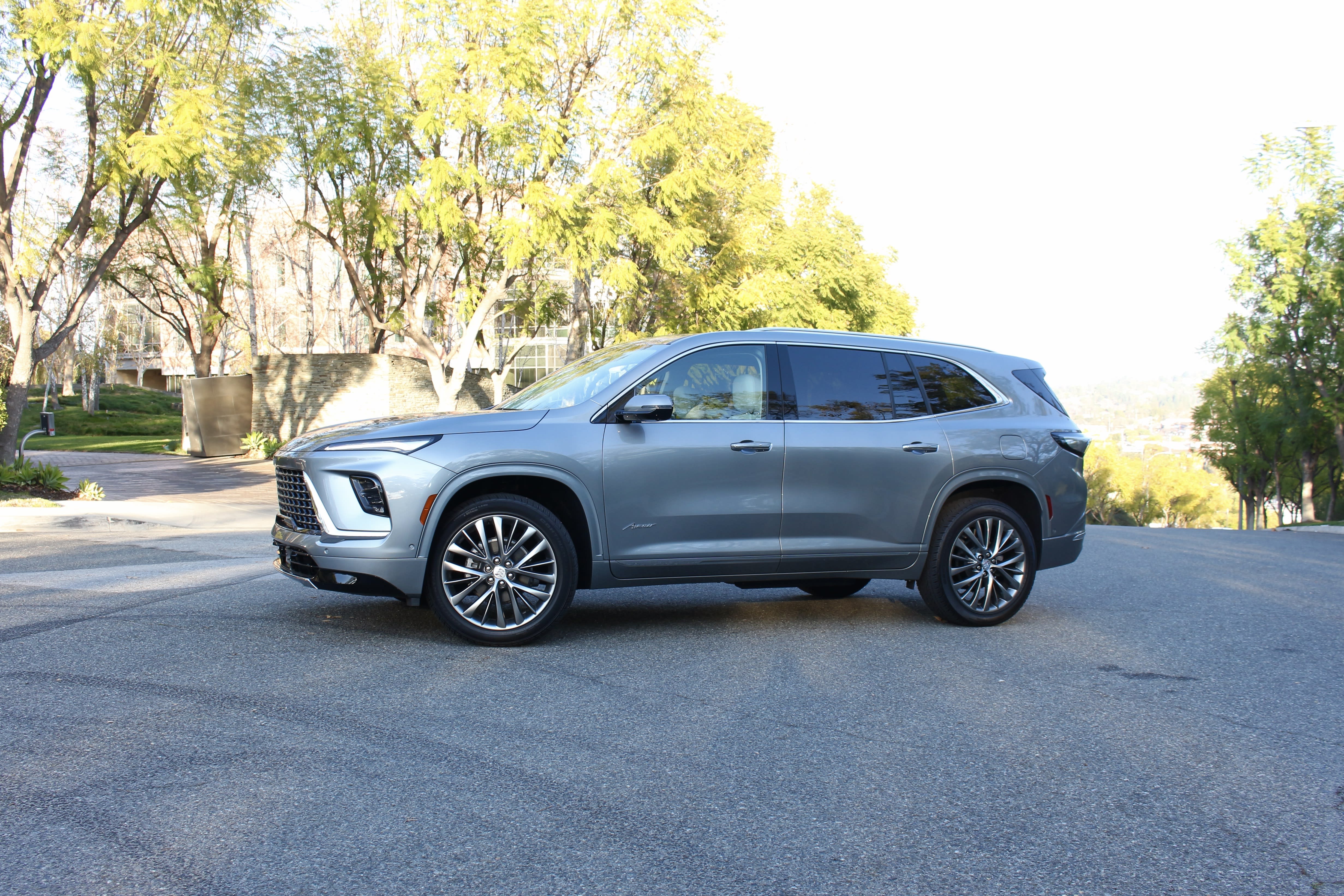 2025 Buick Enclave Avenir