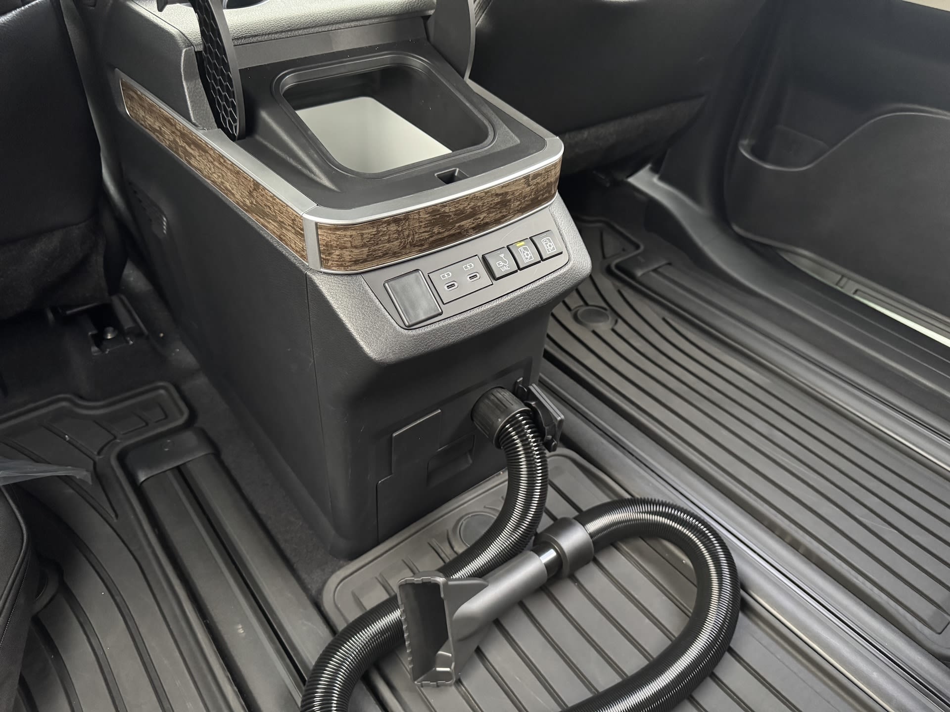 2025 Toyota Sienna