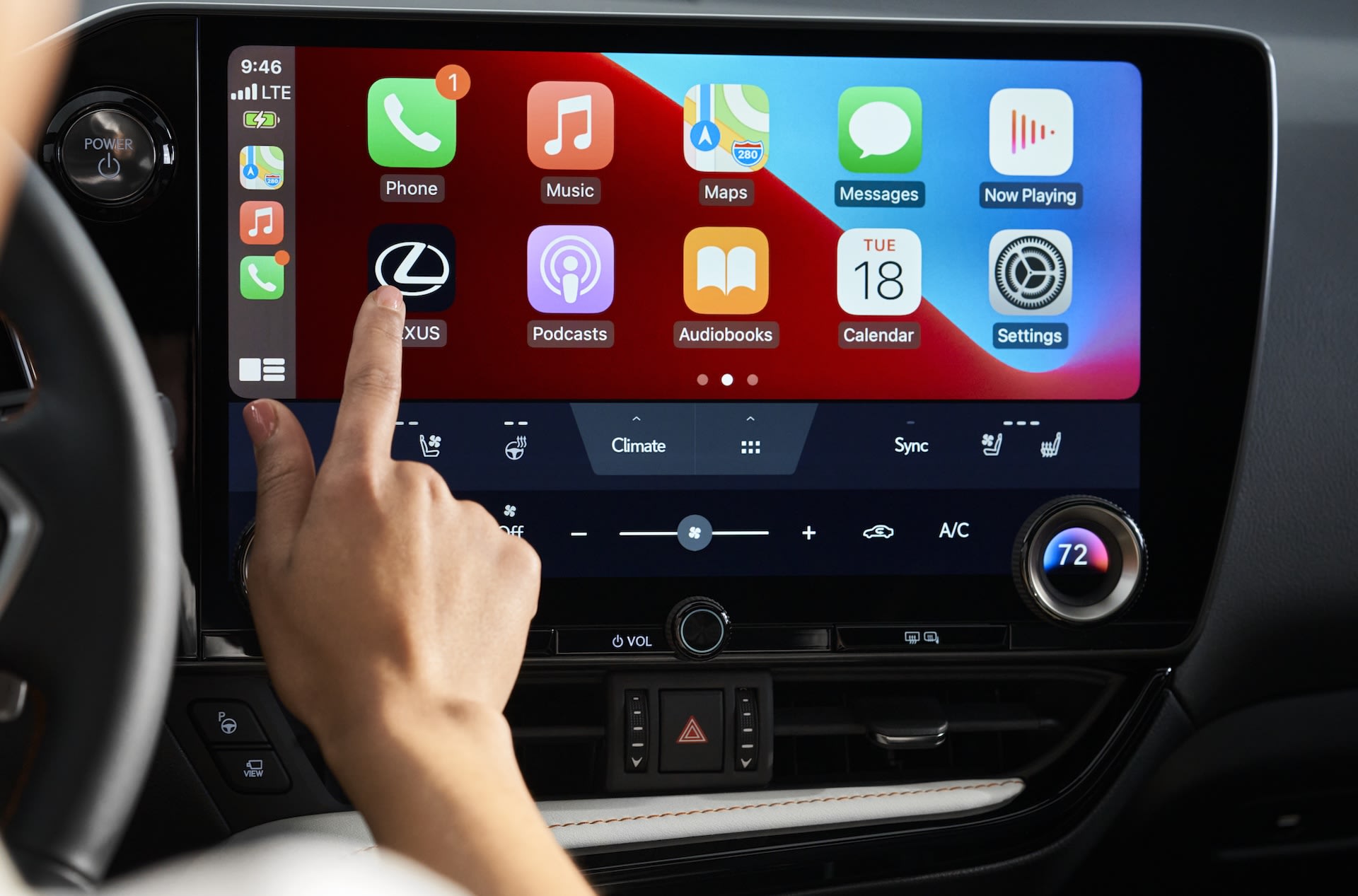 image of the multimedia screen in the Lexus