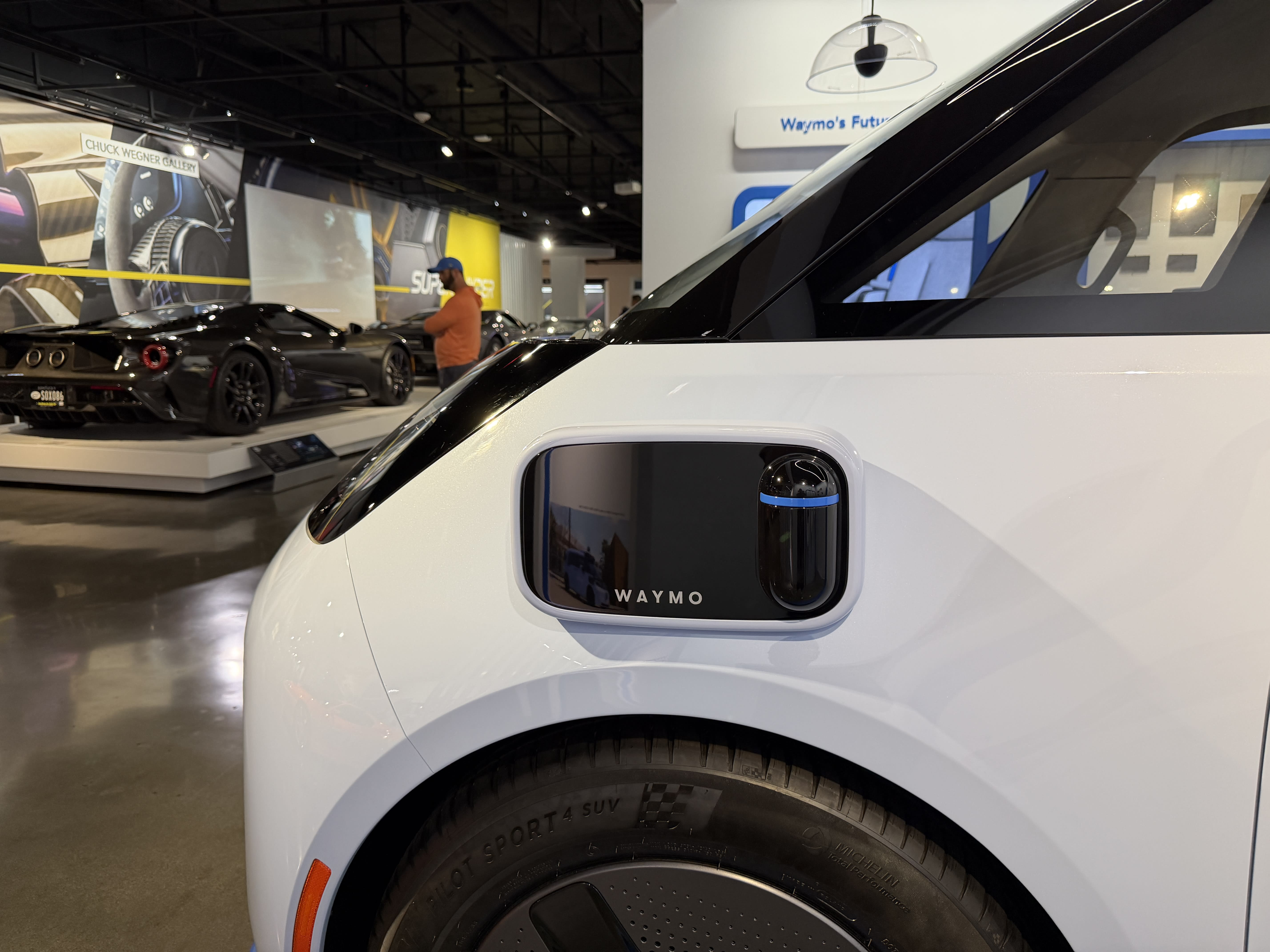 waymo zeekr