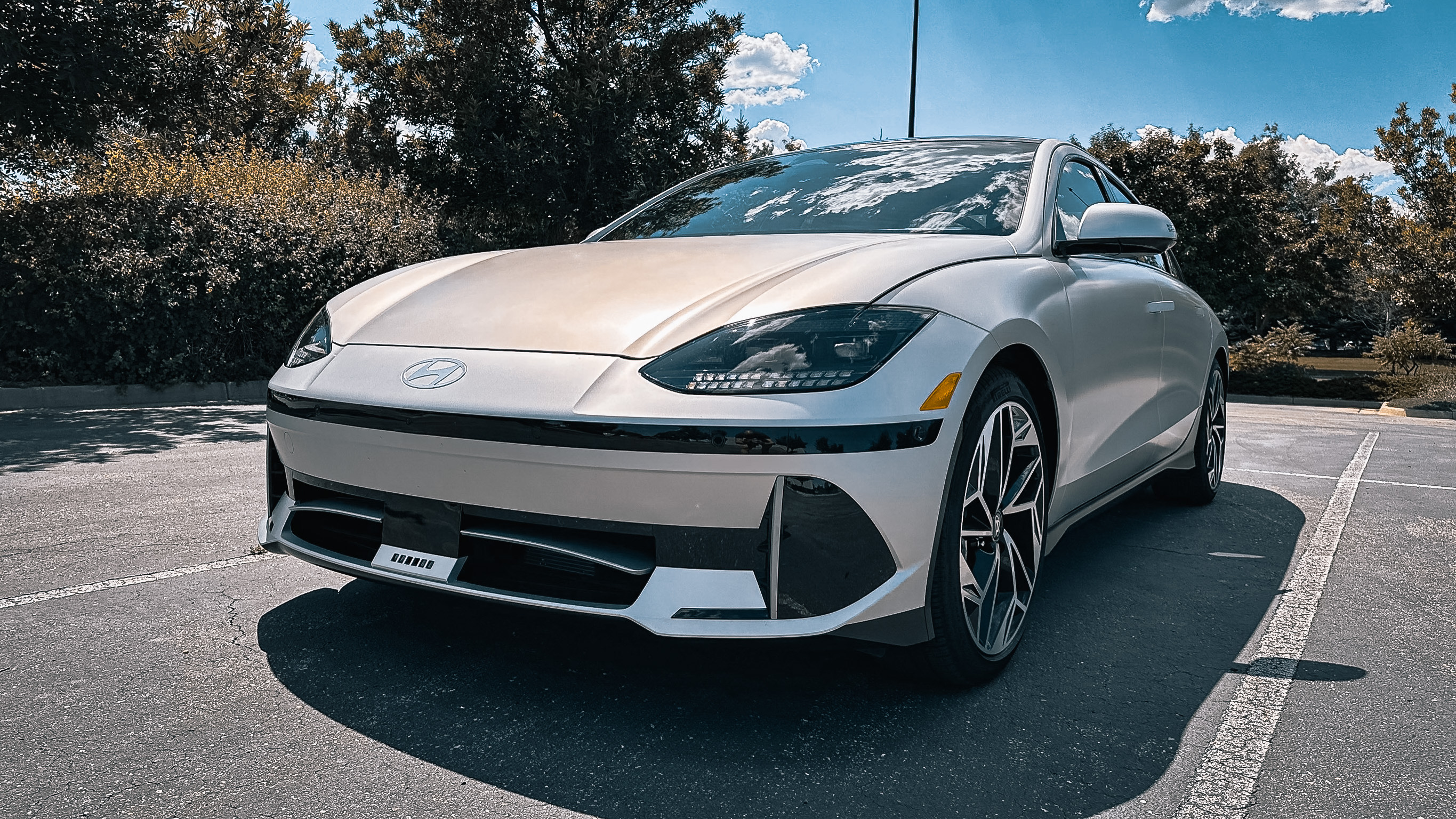 2023 Hyundai Ioniq 6 Limited Long Range AWD - LACAR