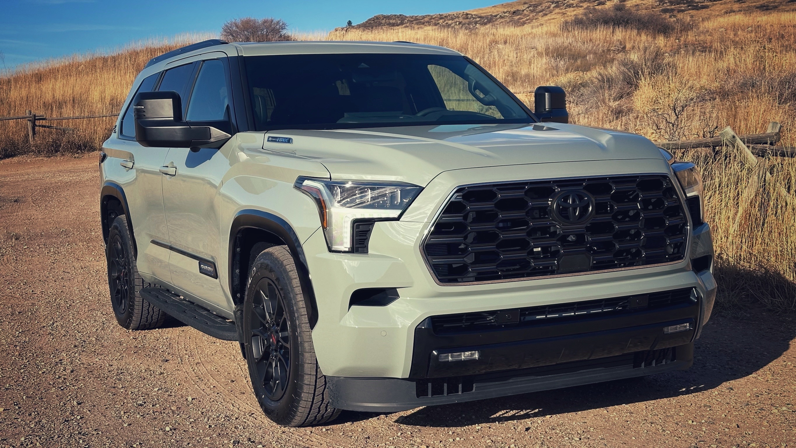 2024 Toyota Sequoia TRD Platinum Hybrid LACAR