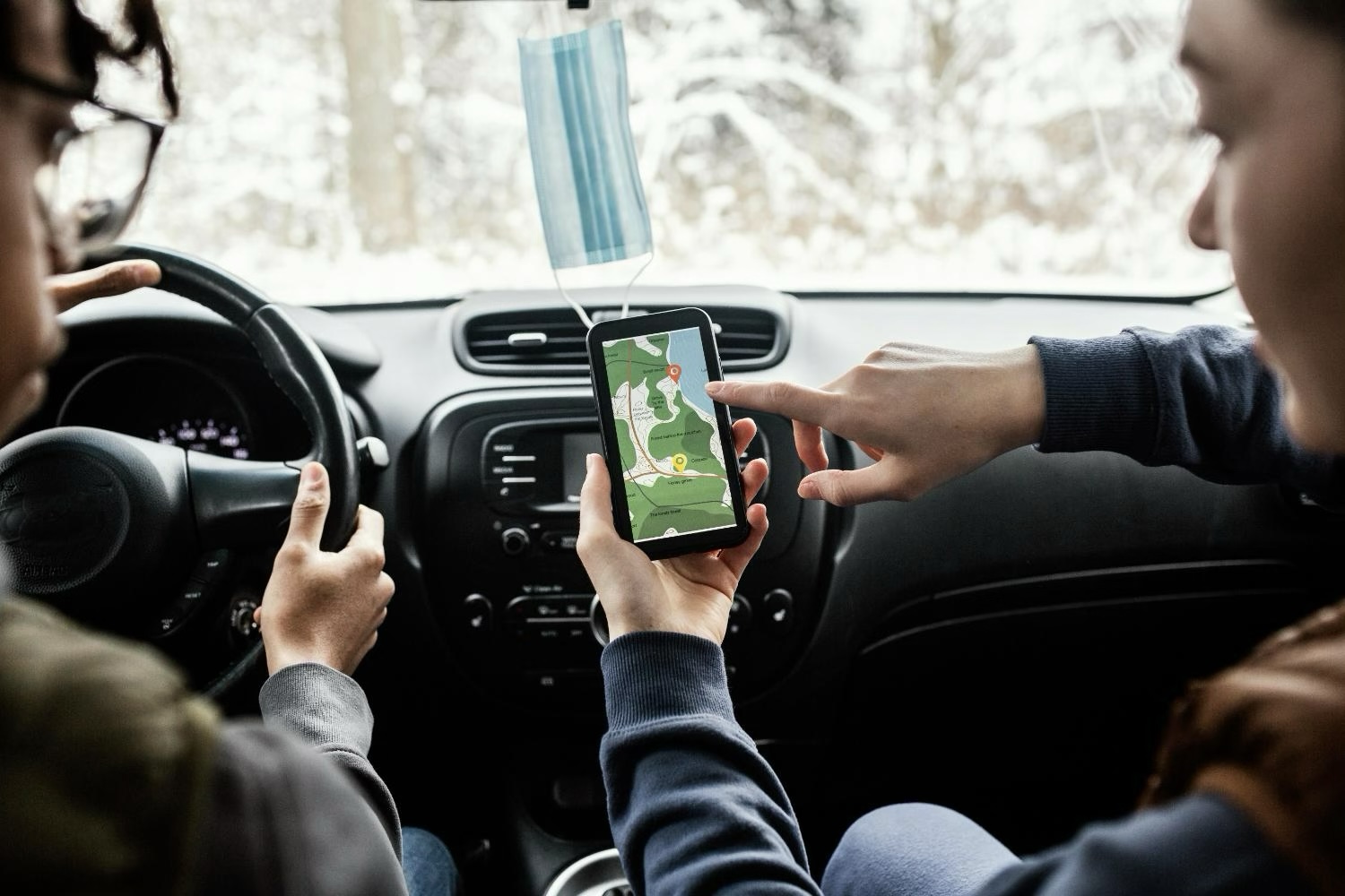 10 Apps Every Driver Should Have - LACAR