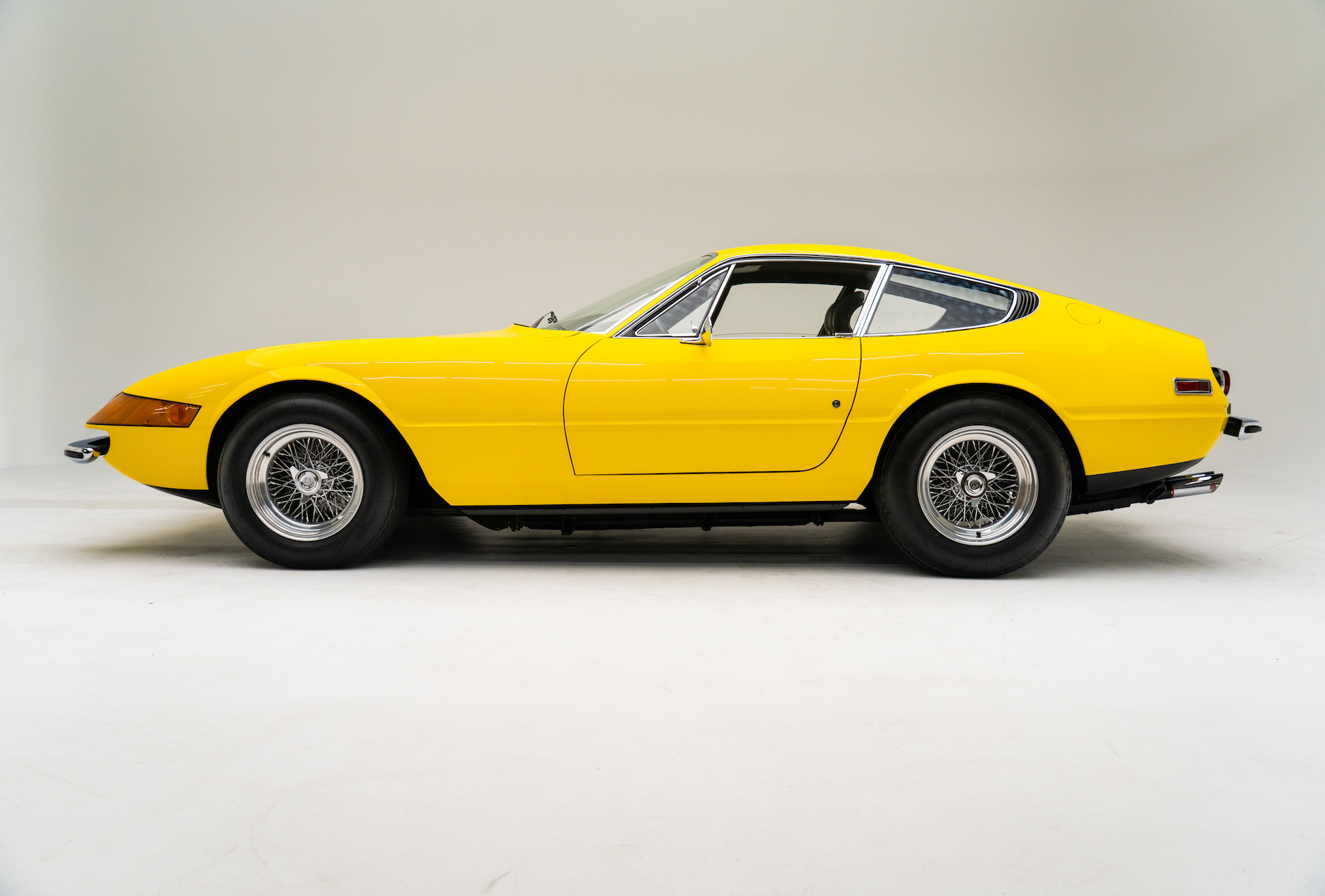 ferrari daytona