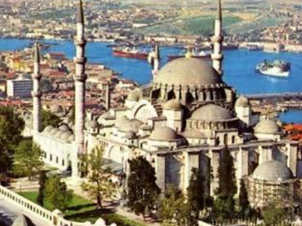 Istanbul Walking Tour Istanbul Local Guddy Explore Destinations With Locals