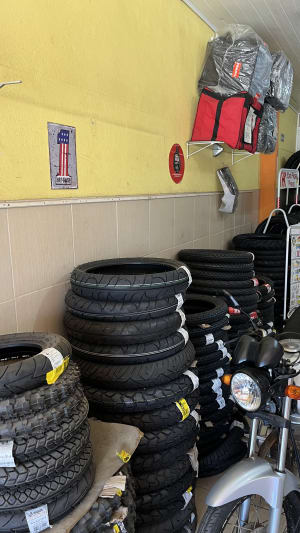 Imagem de Pneus