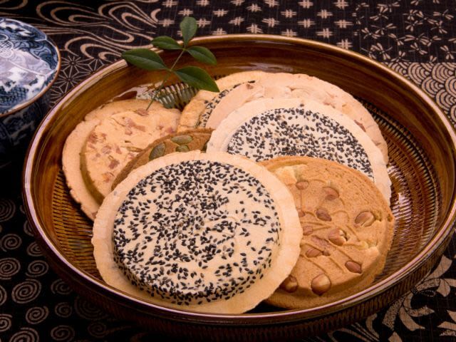 bánh gạo Nhật Bản - Senbei