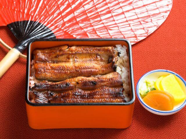 ngày ăn lươn ở Nhật