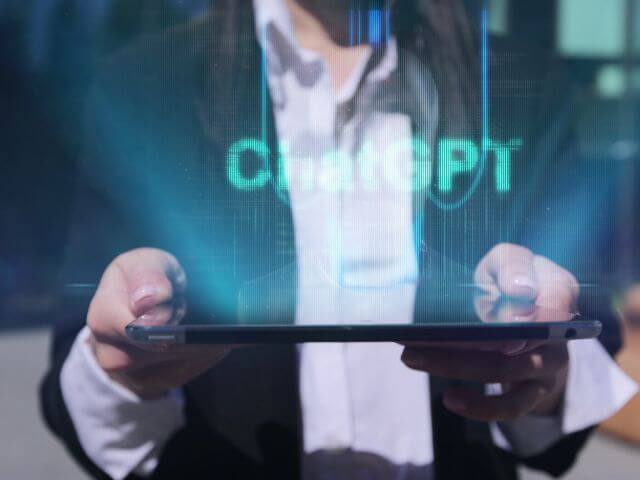 日本のChatGPTビジネス利用率は米国の7倍｜LocoBeeトラベルチャンネル