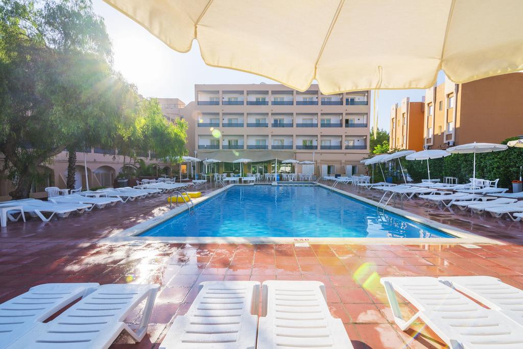 Cozy cheap apartment up to 3 guests with pool – AZSUNAP – Swimming pool