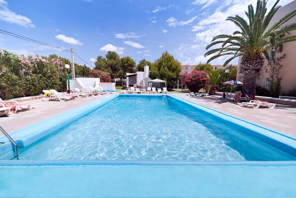 Cozy bright apartment pool, SAN ANTONIO BAY – SAMARCL – Pool 3 Cozy bright apartment pool SAN ANTONIO BAY SAMARCL Pool 3 - LeibTour: TOP aparthotels in Ibiza