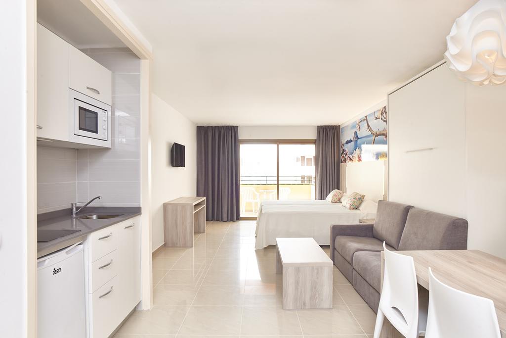 Private Studio Apartment Sea View and Pool – San Antoni – VENMAR – Overview
