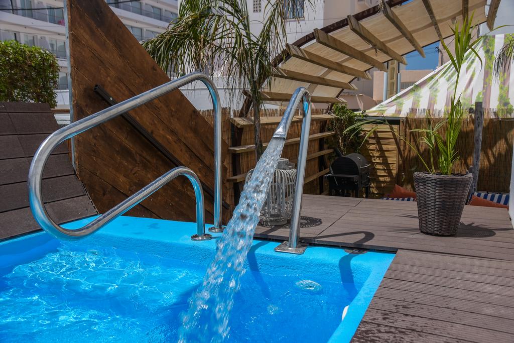 FUVESCA pool