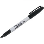 טוש סימון שחור פרמננטי - SHARPIE FINE TIP