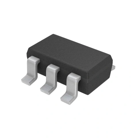 מייצב מתח - יציאה קבועה - 3.3V , 150MA , SOT-323+ ST MICROELECTRONICS