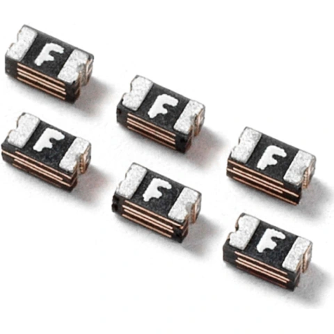 פיוז מתאפס SMD , 0603 , 6VDC , 1A / 1.8A - PTC LITTLEFUSE