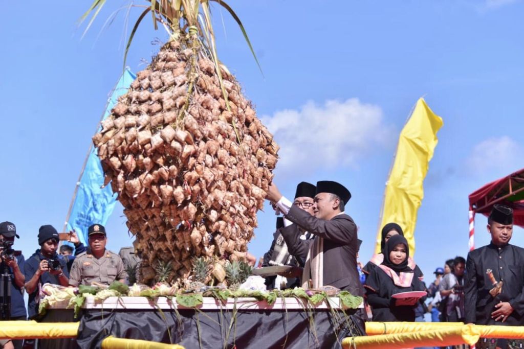 15 Best New Ornamen Tradisional Lombok Phnes Dandelions