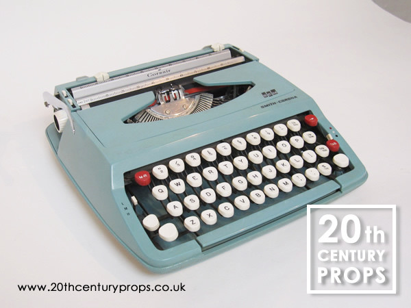 1: Fully Working Smith Corona Retro Typewriter