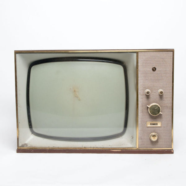 1: Non Practical Vintage Pye TV