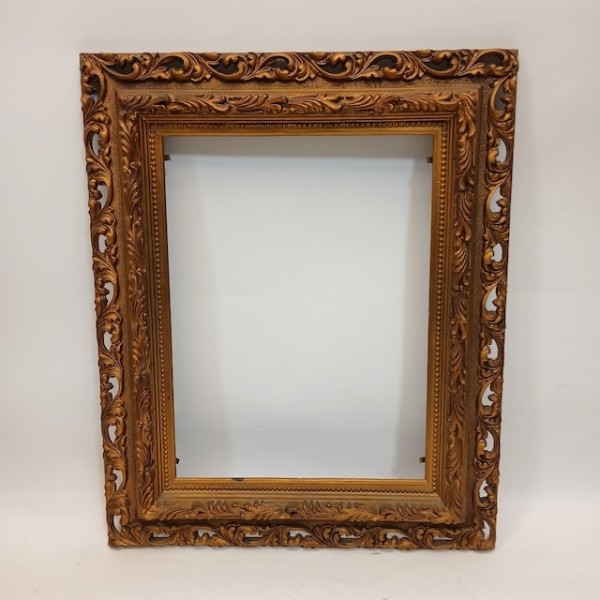 3: Ornate Decorative Gold Frame